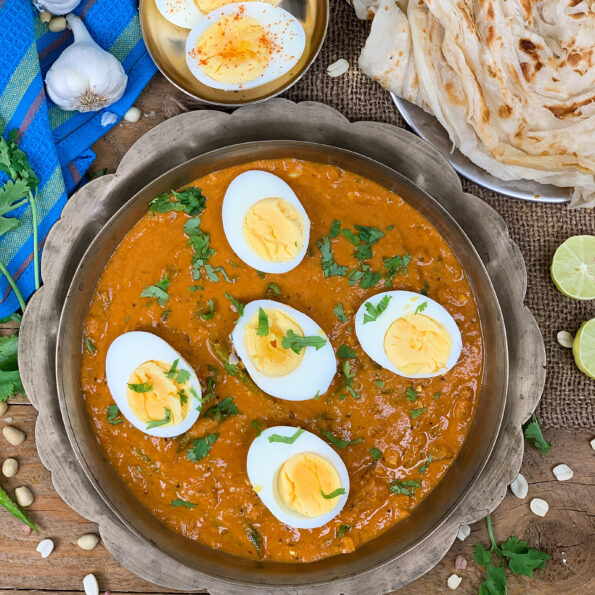 https://www.pontalo.net - Ande Ka Salan Recipe - Tangy Egg Masala in Peanut Gravy