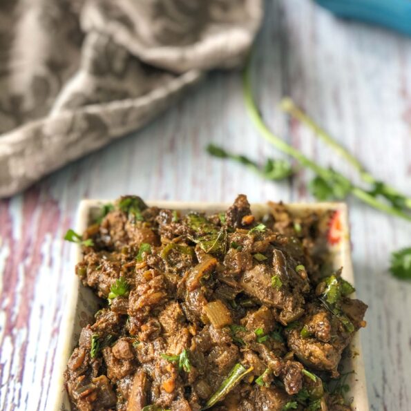 https://www.pontalo.net - Andhra Chicken Liver Fry Recipe