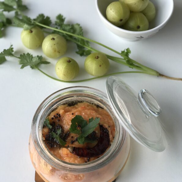 https://www.pontalo.net - Andhra Style Usirikaya Pachadi Recipe (Indian Gooseberries Chutney)