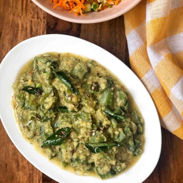 https://www.pontalo.net - Avarakkai Poricha Kootu Recipe - Broad Beans Kootu Recipe