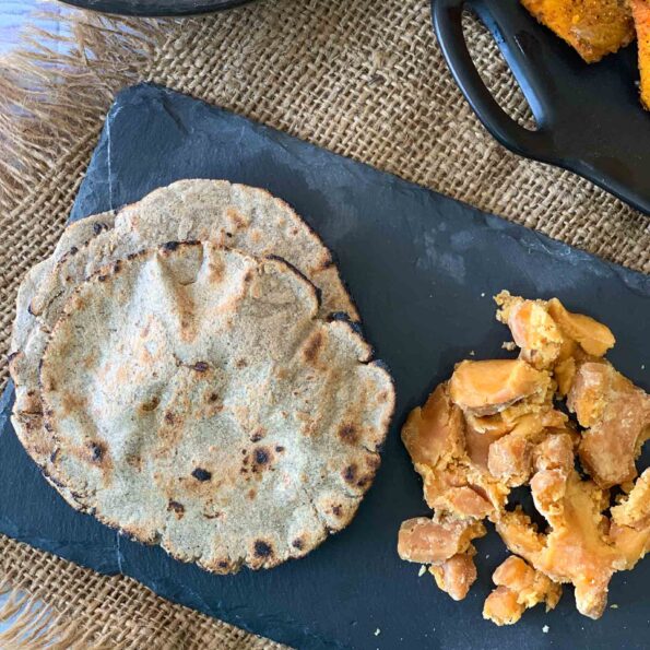 https://www.pontalo.net - Bajra Na Rotla Recipe - A Traditional Gujarati Pearl Millet Bread