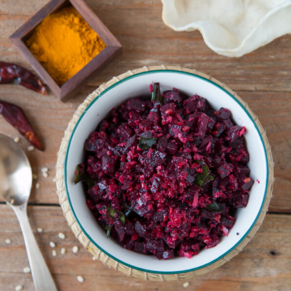 https://www.pontalo.net - Beetroot Poriyal Recipe - Stir Fried Beetroot