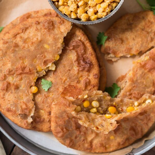 https://www.pontalo.net - Bihari Chana Dal Puri Recipe