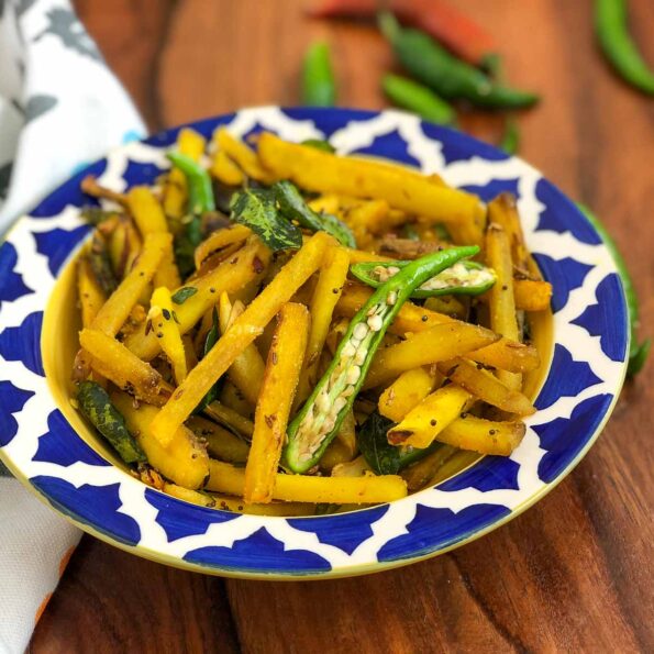 https://www.pontalo.net - Bihari Shakarkand Bhujiya Recipe - Spicy Sweet Potato Sabzi