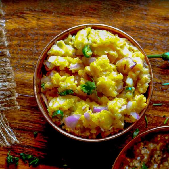 https://www.pontalo.net - Bihari Style Aloo Ka Chokha Recipe - Spiced & Mashed Potatoes With Mustard Oil