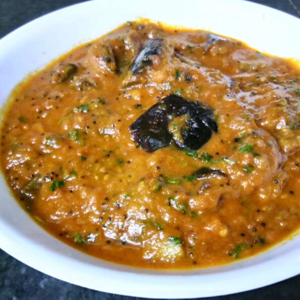 https://www.pontalo.net - Bengaluru Style Brinjal Gravy Recipe - For Biryani