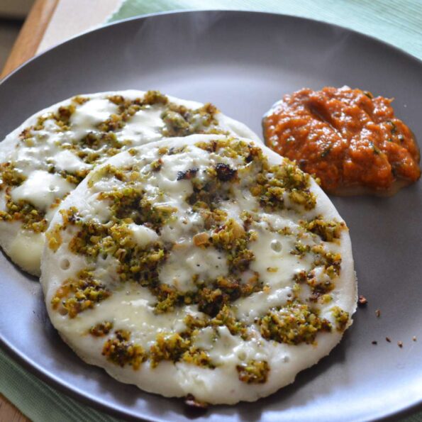 https://www.pontalo.net - Broccoli Keema And Cheese Uttapam Recipe