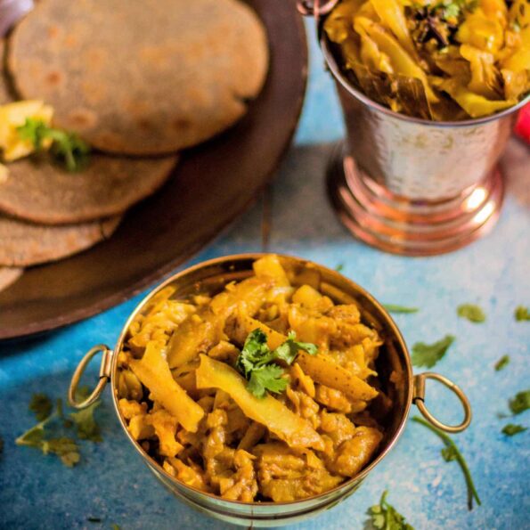 https://www.pontalo.net - आलू पत्ता गोभी सब्ज़ी रेसिपी - Aloo Patta Gobi Sabzi Recipe