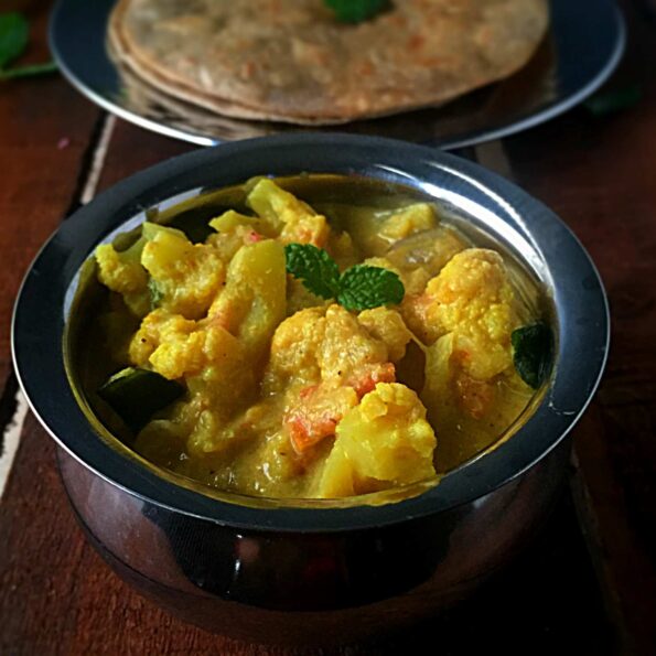 https://www.pontalo.net - गोभी कुरमा रेसिपी - Cauliflower Kurma (Recipe In Hindi)