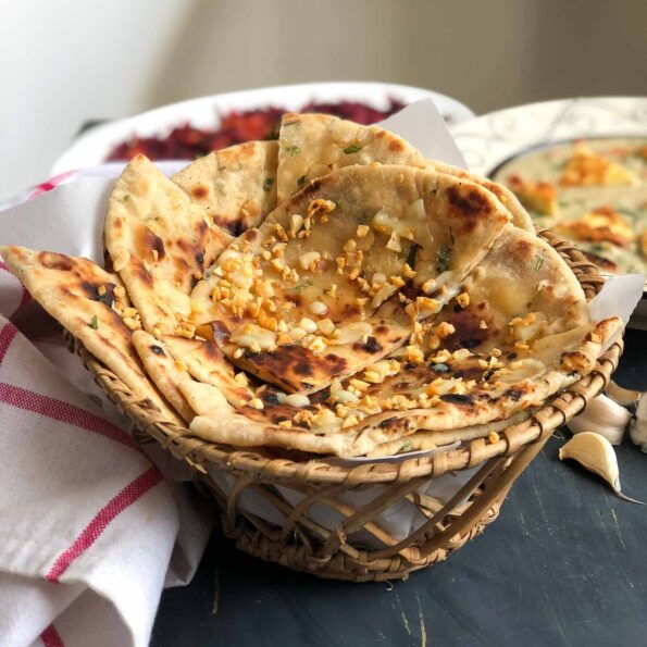 https://www.pontalo.net - Cheese Garlic Naan Recipe