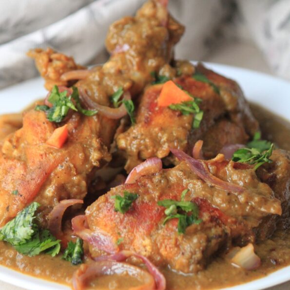 https://www.pontalo.net - Chicken Korma Recipe - Mughlai Style Chicken Curry