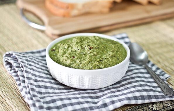 https://www.pontalo.net - धनिये और नारियल की चटनी रेसिपी - Green Coriander And Coconut Chutney (Recipe (In Hindi)