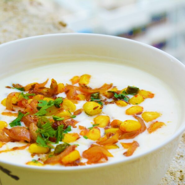 https://www.pontalo.net - मक्के और प्याज का रायता रेसिपी - Corn And Onion Raita (Recipe In Hindi)