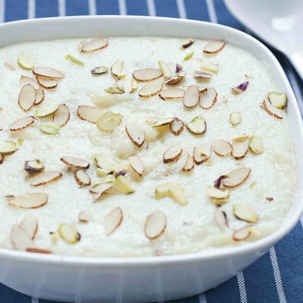 https://www.pontalo.net - Creamy Phirni Recipe - North Indian Rice Pudding