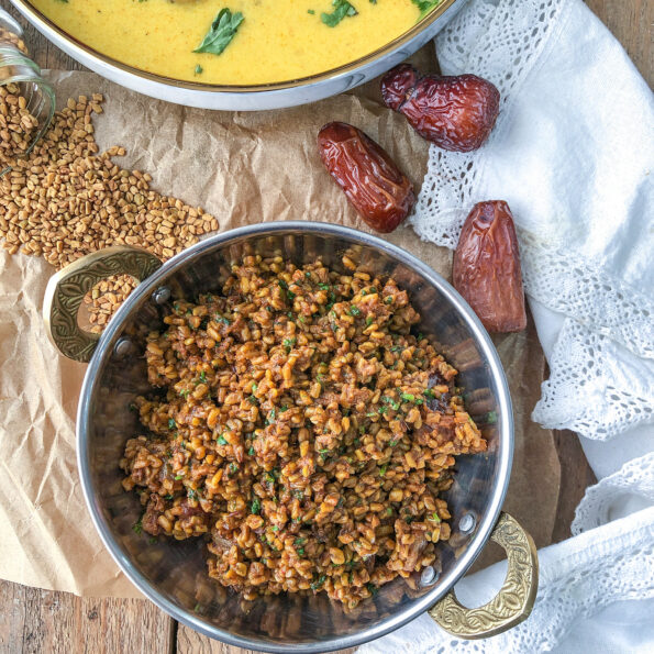 https://www.pontalo.net - Methi Dana Sabzi Recipe - Healthy Fenugreek Seeds Stir Fry