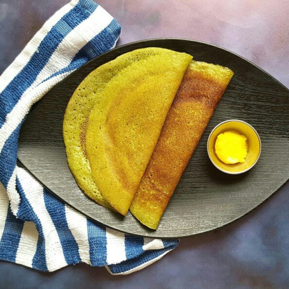 https://www.pontalo.net - Sabbasige Soppu Dosa Recipe (Dill Leaves Sweet Dosa)