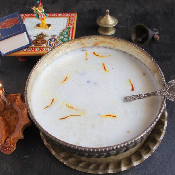 https://www.pontalo.net - Doodanche Fov Recipe (Goan Style Milk Beaten Rice/Poha In Milk)