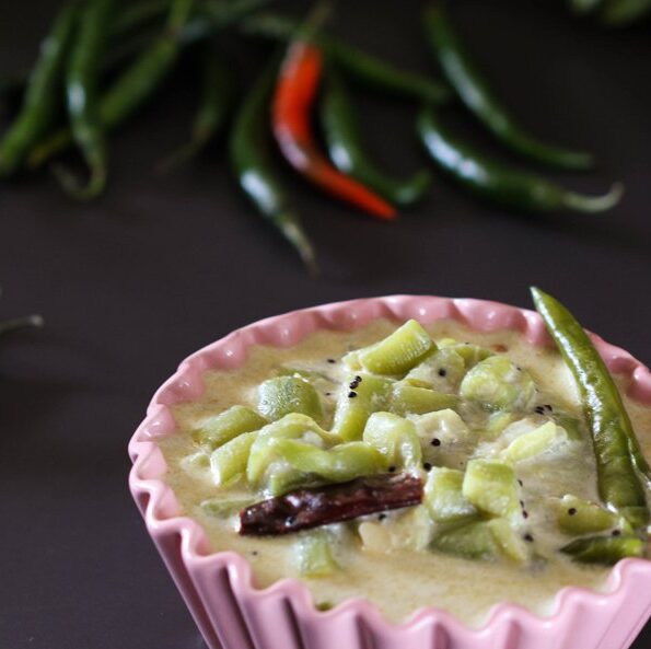 https://www.pontalo.net - Doodh Jhinge Curry Recipe-Ridge Gourd Cooked In Milk