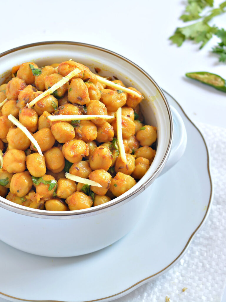 https://www.pontalo.net - छोले मसाला रेसिपी - Dry Masala Chickpeas (Recipe In Hindi)