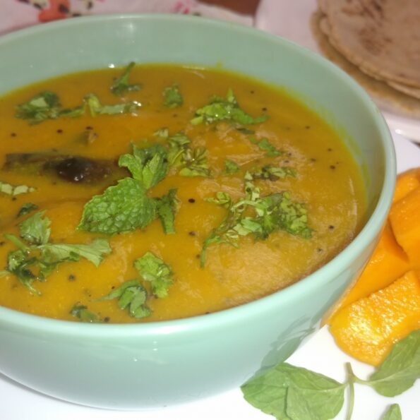 https://www.pontalo.net - Keri Na Gotla Nu Shaak Recipe - Gujarati Style Ripe Mango Curry