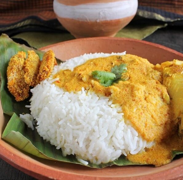 https://www.pontalo.net - Goan Lady Fish Curry Recipe - Muddoshi Hooman