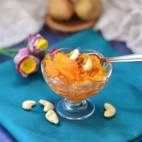 https://www.pontalo.net - Aloo Ka Halwa Recipe