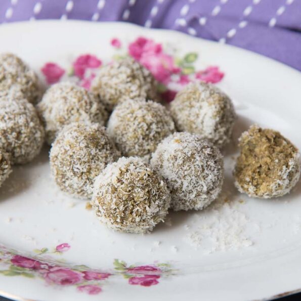 https://www.pontalo.net - Green Tea Coconut Ladoo Recipe - Coconut Energy Balls