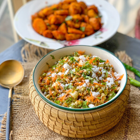 https://www.pontalo.net - Hesarukalu Bele Kosambari Recipe | Tangy Sprouted Green Moong Dal Salad