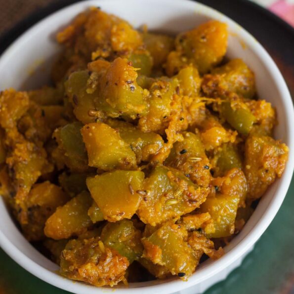 https://www.pontalo.net - Himachali Pahari Auriya Kaddu Recipe - Himachali Tangy Pumpkin Sabzi