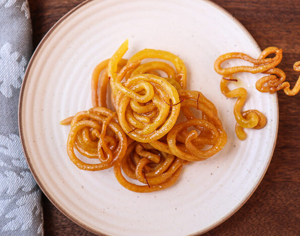 https://www.pontalo.net - How to Make Homemade Jalebi Recipe