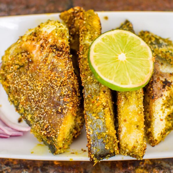 https://www.pontalo.net - Crispy Pan Fried Pomfret Recipe