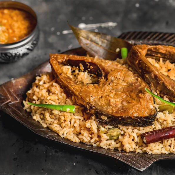 https://www.pontalo.net - Ilish Pulao Recipe - Bengali Style Hilsa Fish Pilaf