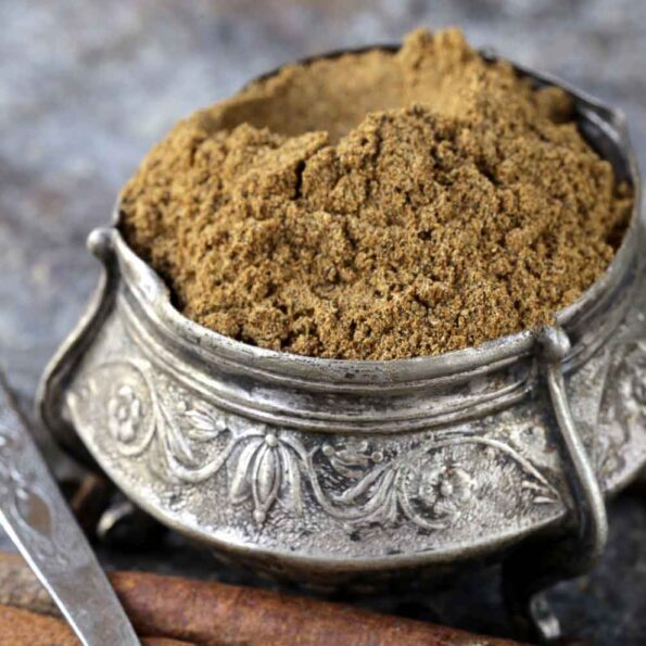 https://www.pontalo.net - Punjabi Garam Masala Powder Recipe