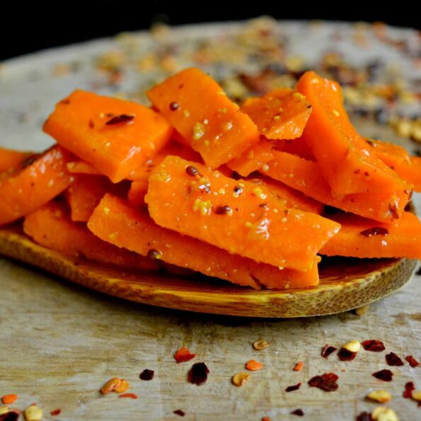 https://www.pontalo.net - Instant Carrot Pickle Recipe