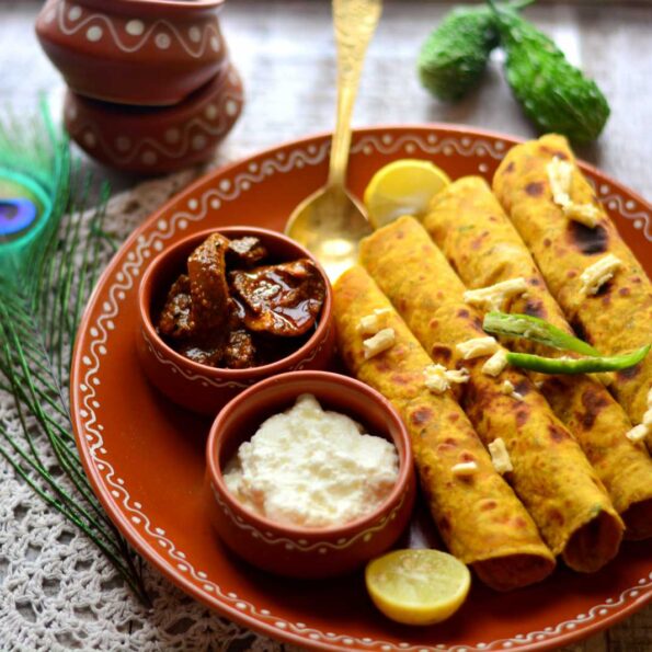 https://www.pontalo.net - Karela Thepla Recipe - Bitter Gourd Indian Flat Bread