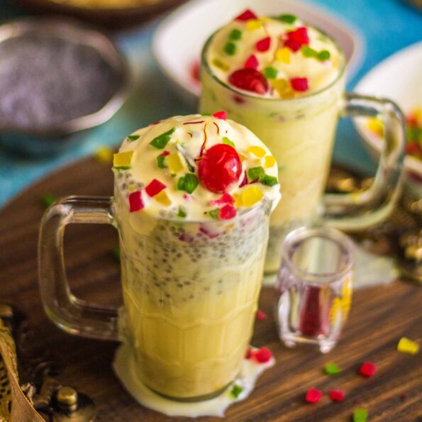 https://www.pontalo.net - Kesar Pista Falooda Recipe