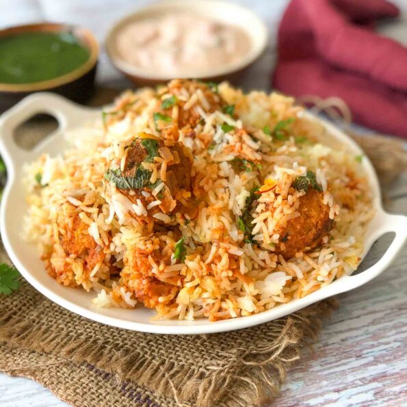 https://www.pontalo.net - Kabuli Chana Kofta Biryani Recipe - Chickpea Kofta Biryani