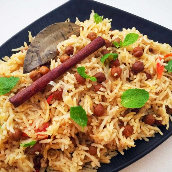 https://www.pontalo.net - Kala Chana Pilaf Recipe