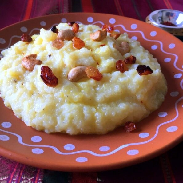 https://www.pontalo.net - Kalkandu (Kallusakkare) Pongal Recipe | Rice Pudding with Rock Candy