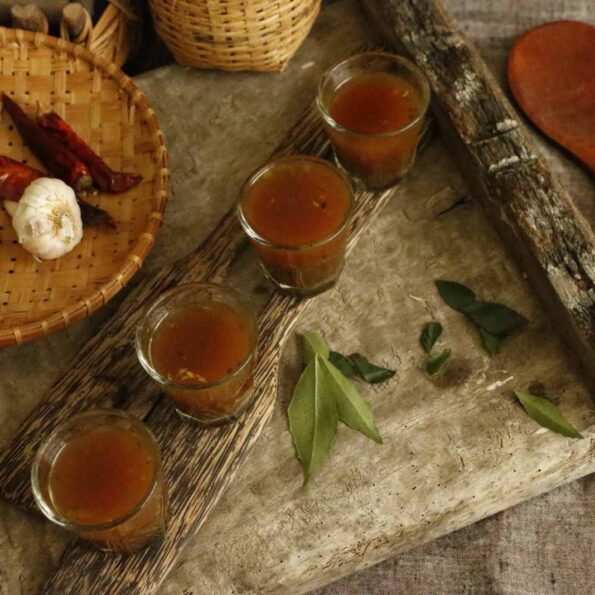 https://www.pontalo.net - Kandathipli And Arisi Thipli Rasam Recipe