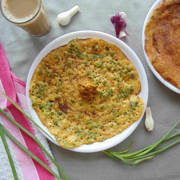 https://www.pontalo.net - Spring Onion Dosa Recipe