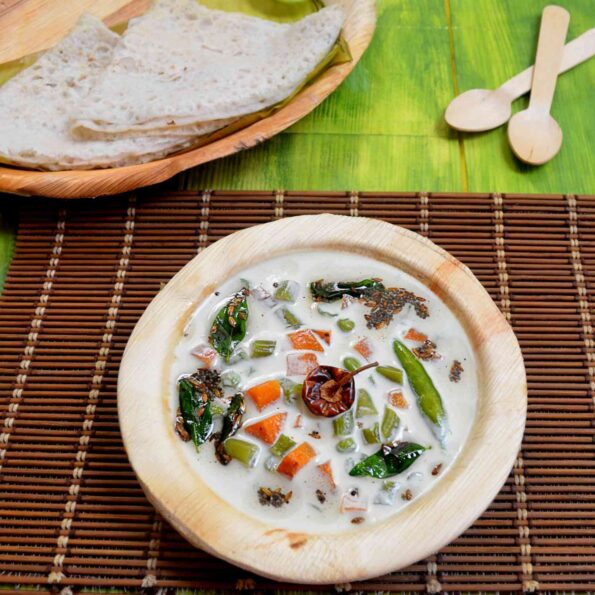 https://www.pontalo.net - Karwar Style Valval Recipe (Mixed Vegetables In Coconut Milk)