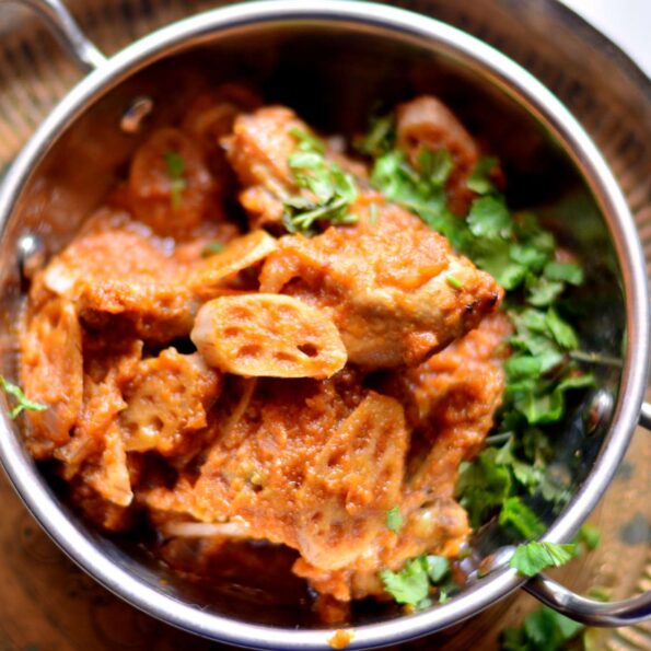 https://www.pontalo.net - Kashmiri Kokur T Nadir Recipe-Chicken and Lotus Stem Curry