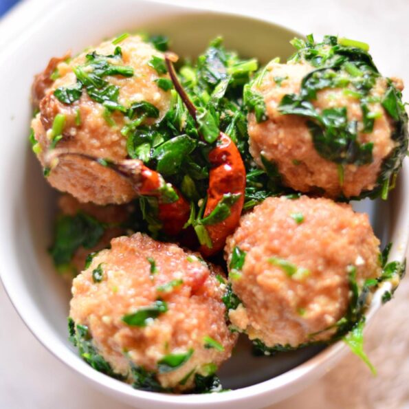 https://www.pontalo.net - Kashmiri Methi T Golemach Recipe-Minced Chicken Balls With Fenugreek Leaves