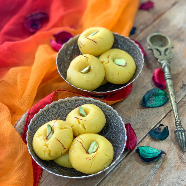 https://www.pontalo.net - Kesar Peda Recipe