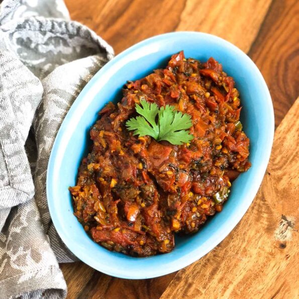 https://www.pontalo.net - Khatta Meetha Tamatar Sabzi Recipe - A Chutney Style Dry Sabzi