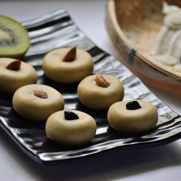 https://www.pontalo.net - Kiwi Sondesh Recipe