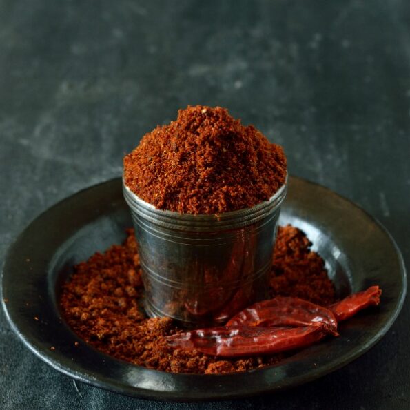 https://www.pontalo.net - Kolhapuri Masala Recipe (Maharashtrian Masala Chutney Powder)