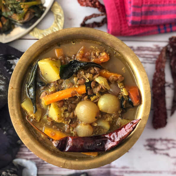 https://www.pontalo.net - Sprouted Kollu Sambar Recipe - Horse Gram Sambar With Vegetables