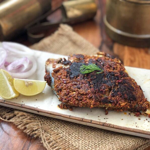 https://www.pontalo.net - Konkani Style Pomfret Fry Recipe - South Indian Fish Fry Recipe